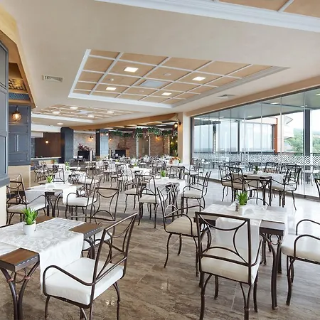 Paradise 호텔 엘레니테