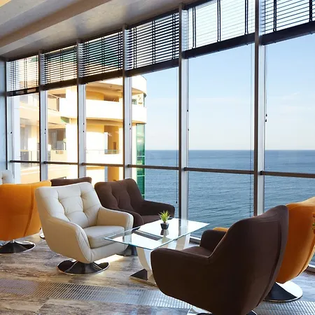 Paradise 호텔 엘레니테