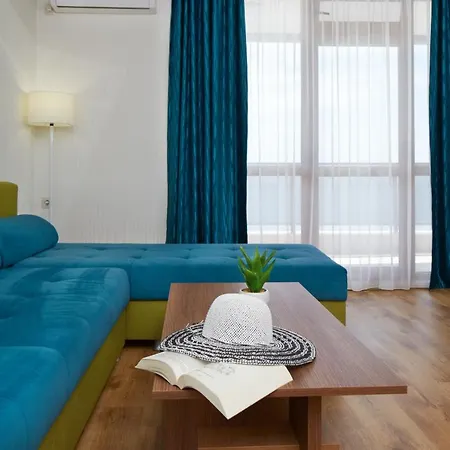 Paradise 호텔 엘레니테