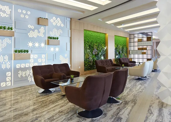 Paradise Hotel Elenite