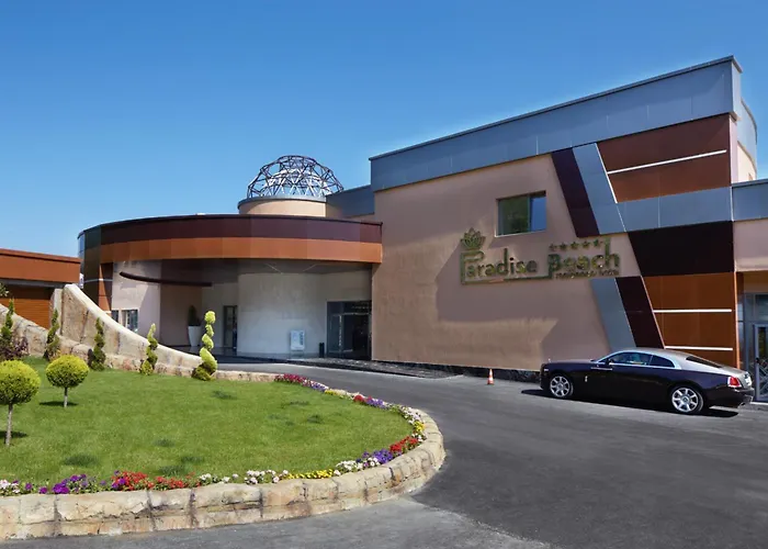 Paradise Hotel